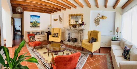 “CASA AURORA”     $2,300 USD POR MES